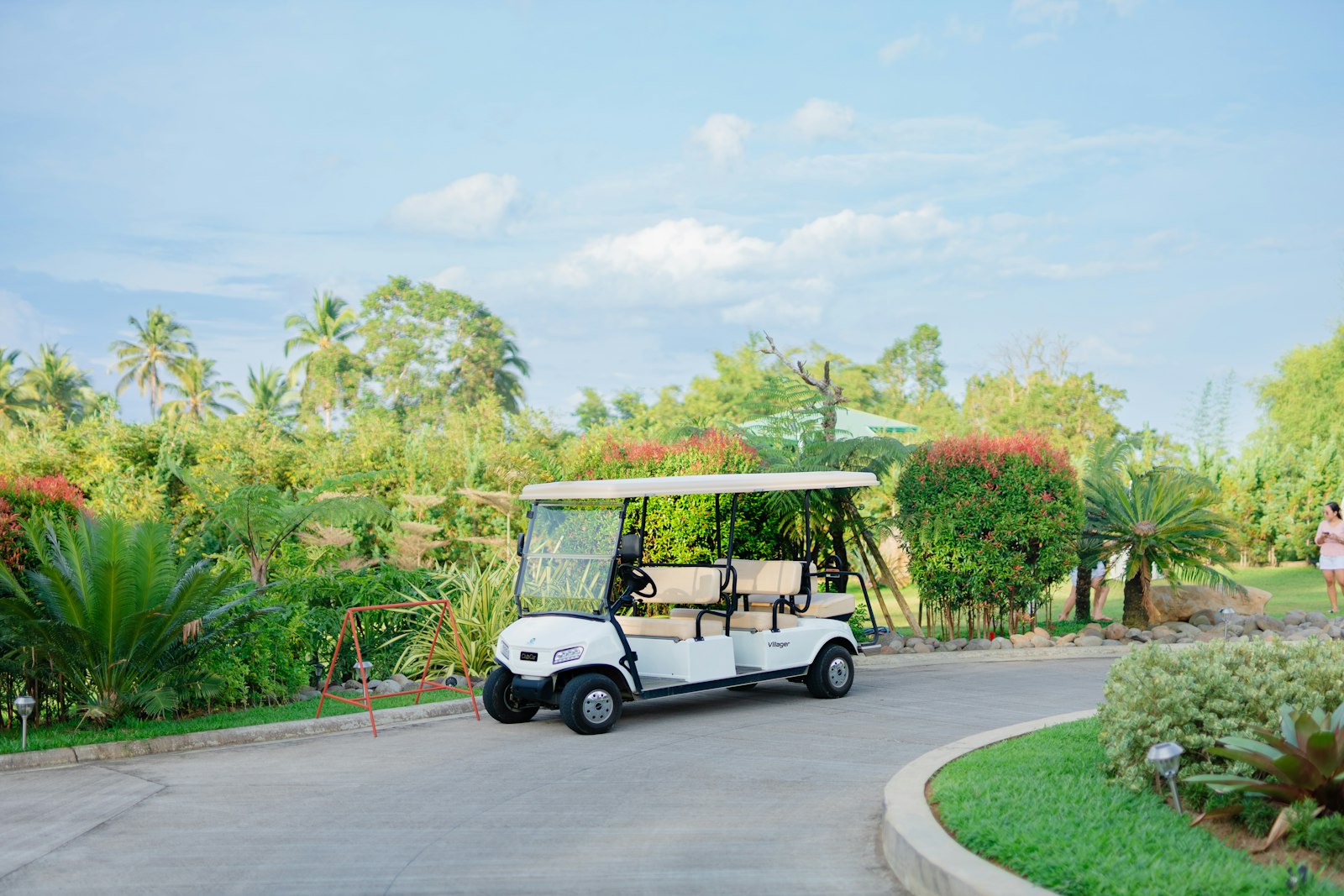 High-Intent Data for Golf Cart Dealers: Reach Buyers Before They Pick a Winner